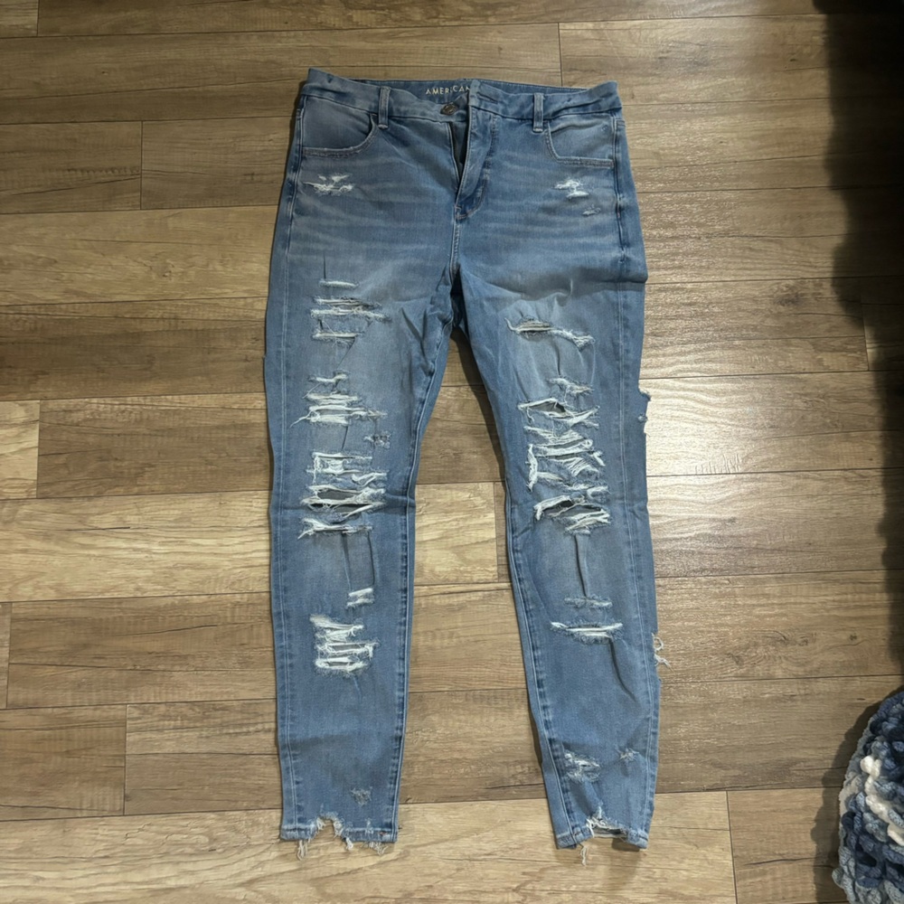 American Eagle Ripped Skinny Jeans